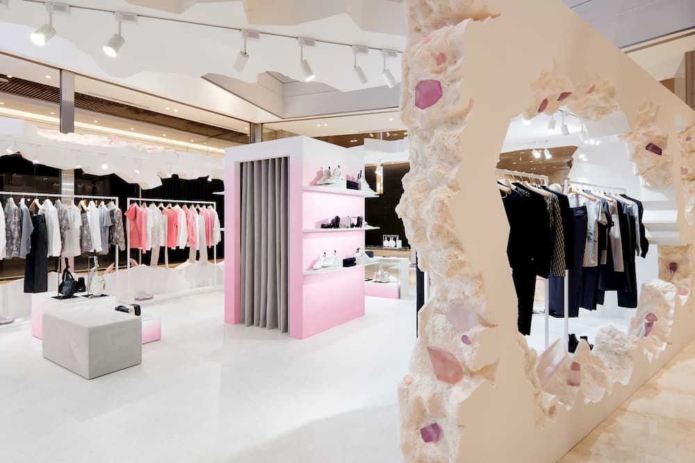 EXCLUSIVE: Kim Jones Taps Daniel Arsham to Design Dior Show Set – WWD